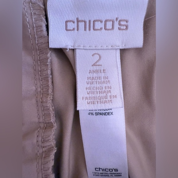 Chicos Women Pants 2 M Green Cropped Stretch Capri Elastic Waist Casual Straight - Picture 12 of 13